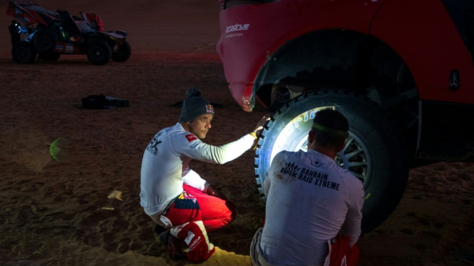 Dans l'Empty Quarter, la nuit &agrave; la belle &eacute;toile des pilotes du Dakar