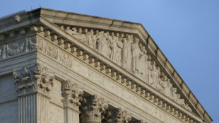 Supremo dos EUA suspende ordem de reincorporar funcionários federais demitidos