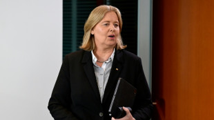 Kabinett beschlie&szlig;t Renten-Garantie bis 2031 und Ausweitung der M&uuml;tterrente