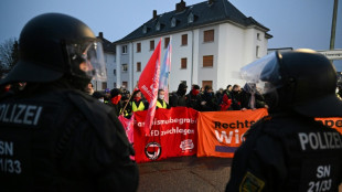Neue AfD-Jugend: Beginn von Gr&uuml;ndungstreffen verz&ouml;gert sich wegen Protesten