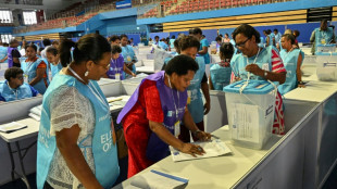 Fidji: le d&eacute;pouillement des l&eacute;gislatives retard&eacute; par une "anomalie" technique