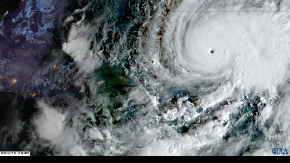 La Jama&iuml;que se pr&eacute;pare au pire ouragan de son histoire
