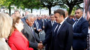 Macron mart&egrave;le que "la Nouvelle-Cal&eacute;donie est fran&ccedil;aise" et sermonne les ind&eacute;pendantistes