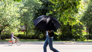 Hundreds of schools close as UK braces for record-breaking heatwave