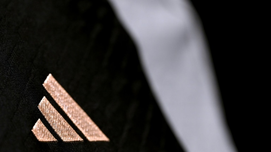 Gericht verbietet Adidas-Werbung zur Klimaneutralit&auml;t