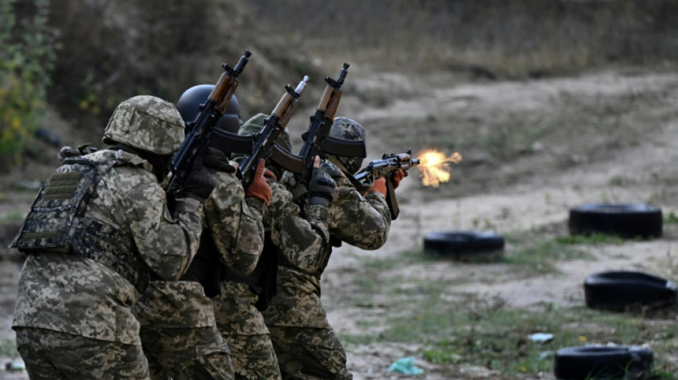 Quand des opposants russes &agrave; Poutine prennent les armes en Ukraine