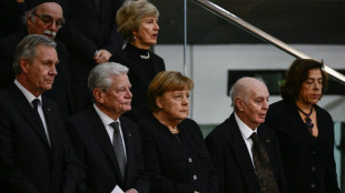 Merkel w&uuml;rdigt Sch&auml;uble als "Anker der Stabilit&auml;t"