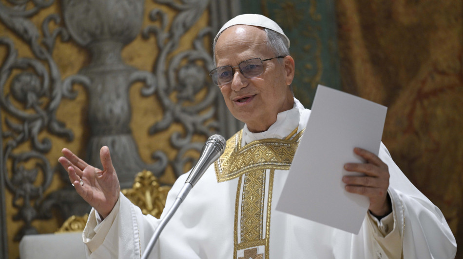 Il Papa conferma provvisoriamente tutti gli incarichi di Curia