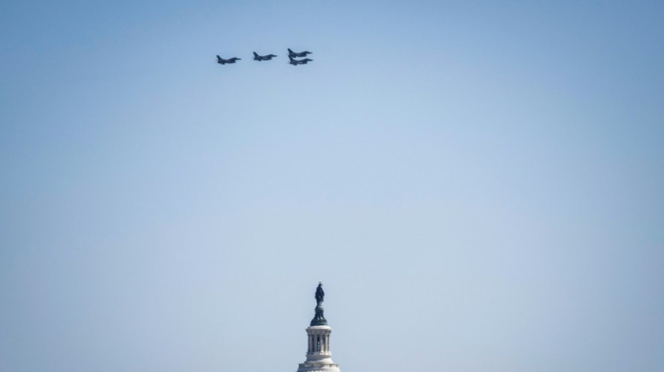 Bang supersonique &agrave; Washington, deux avions de chasse rejoignaient un appareil avant son crash