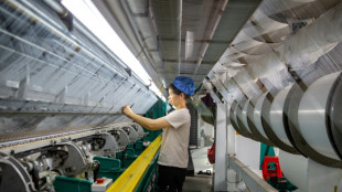 Produ&ccedil;&atilde;o industrial da China registra contra&ccedil;&atilde;o pelo quinto m&ecirc;s consecutivo