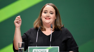 Lang mit 82,3 Prozent als Gr&uuml;nen-Vorsitzende best&auml;tigt