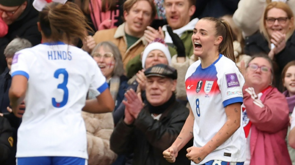 Bronze and Stanway on target for England in World Cup qualifying