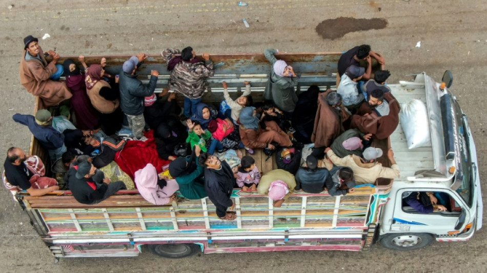 Syrie: les autorités évacuent des familles de bédouins de la ville de Soueida