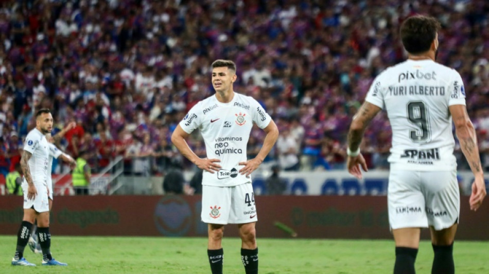 Corinthians pede retorno de Moscardo, que pode n&atilde;o ir mais ao PSG