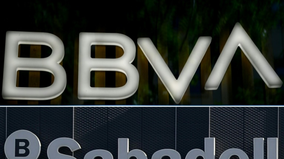 El banco espa&ntilde;ol BBVA quiere conversar sobre una "posible fusi&oacute;n" con su competidor Sabadell