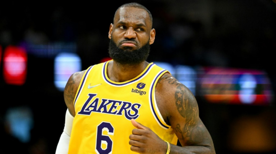 NBA: les Lakers de LeBron James &eacute;limin&eacute;s de la course aux play-offs