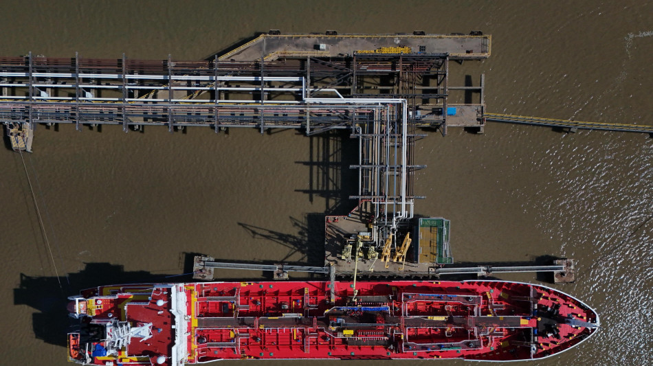 Il petrolio &egrave; in calo in avvio, wti a 103,67 dollari (-0,46%)