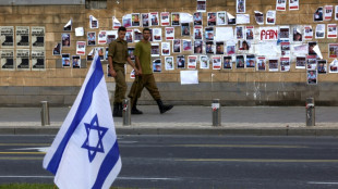 A Tel-Aviv, un sit-in pour exiger la lib&eacute;ration des otages et la d&eacute;mission de "Bibi"