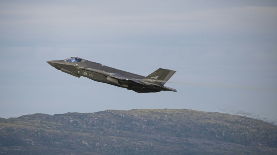 Destro&ccedil;os do ca&ccedil;a F-35 desaparecido nos EUA s&atilde;o encontrados