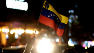 Oposição venezuelana comemora saída de refugiados da embaixada argentina