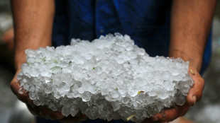 Una inusual tormenta de granizo azota la ciudad egipcia de Alejandría