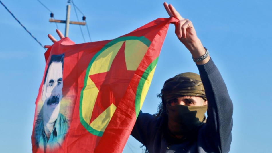 PKK decreta cessar-fogo com a Turquia ap&oacute;s quatro d&eacute;cadas de conflito