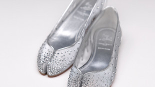 Prima capsule di scarpe firmate Maison Margiela e Louboutin